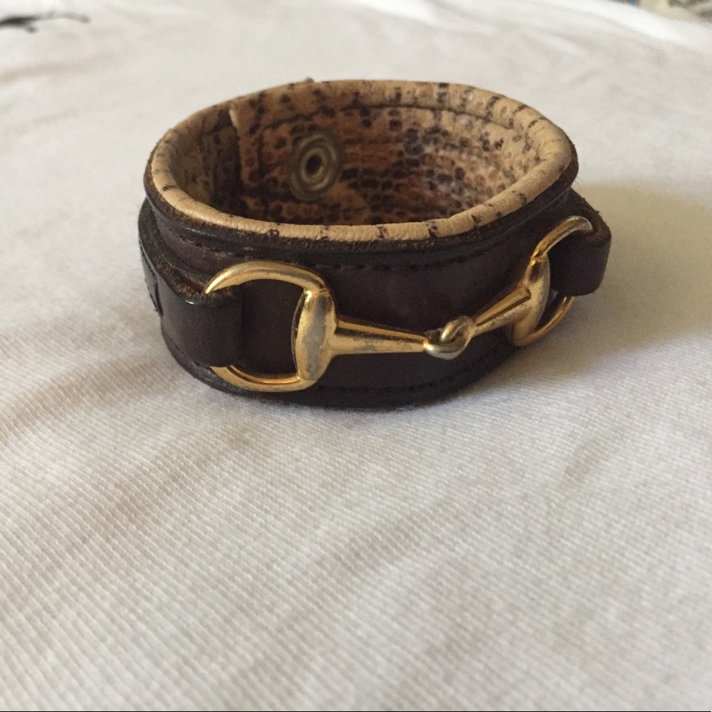 Equestrian cuff