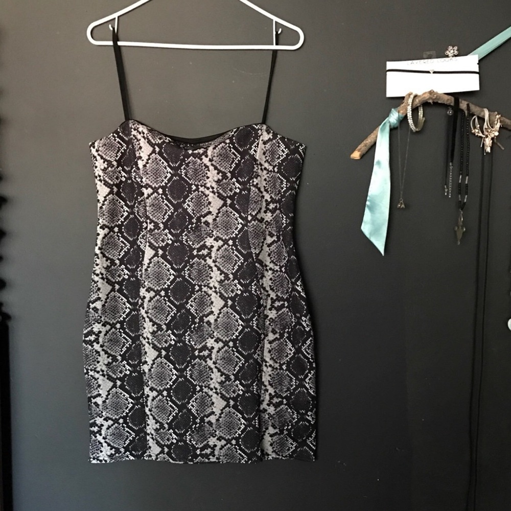 Missguided snake print dress