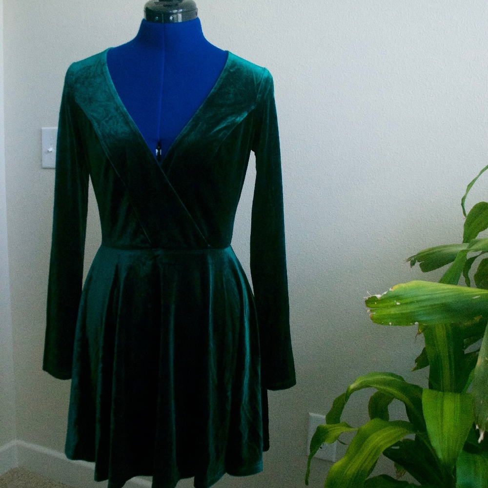 Urban Outfitters Kimchi Blue V Dress