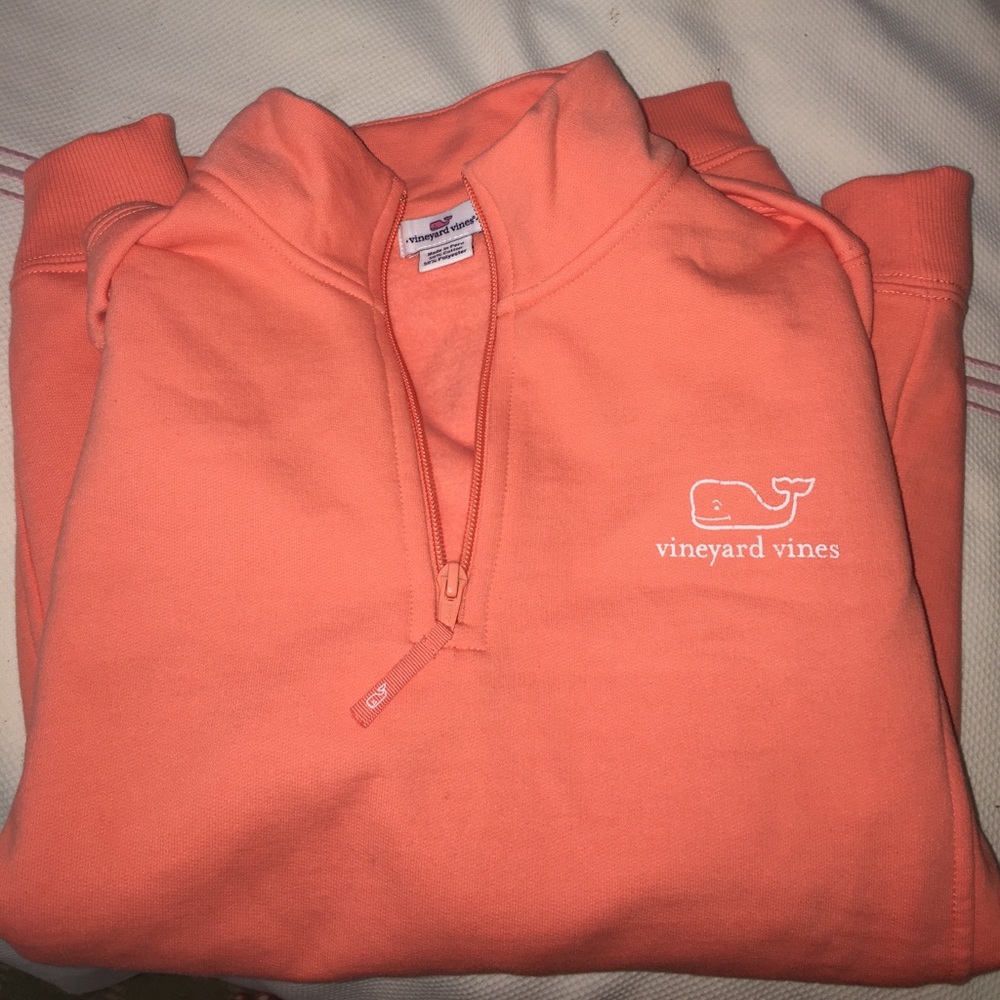 never worn VINEYARD VINES neon peach pullover