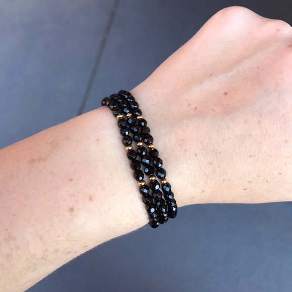 💕HP💕Evil Eye black Beaded stretch Bracelet - Picture 16 of 16