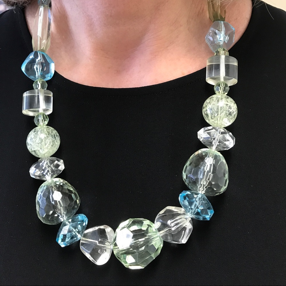 Costume jewelry necklace
