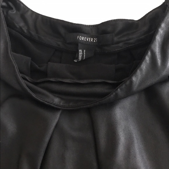 Black Leather Skater Skirt - Picture 4 of 5
