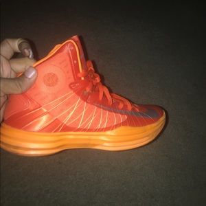 Hyper dunks