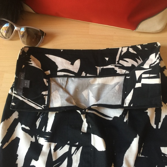 Forever 21 Size M Mini Skirt - Picture 5 of 8