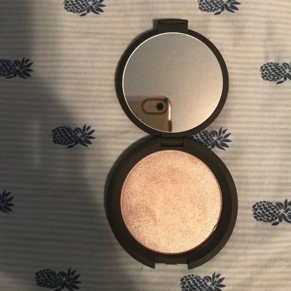 Becca Shimmering Skin Perfector Pressed: Opal - Picture 1 of 1