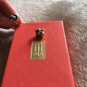 James avery heart knot ear posts