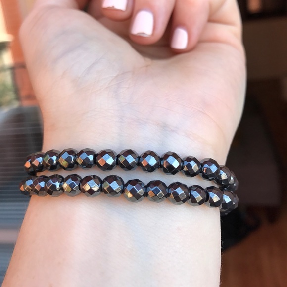 ⭐️HP⭐️Hematite Evil Eye Beaded stretch Bracelet - Picture 6 of 7