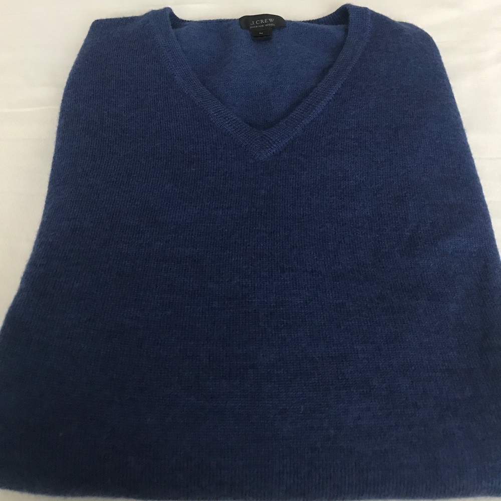 J Crew 100% Merino wool vneck sweater.