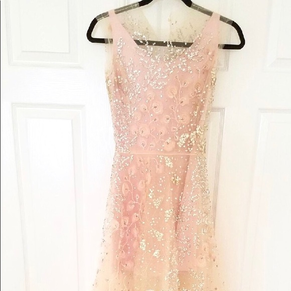 Oscar de la Renta Dresses & Skirts - Oscar de La Renta gown