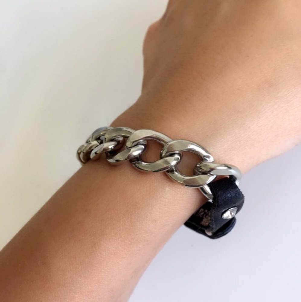 Trendy Metal Link Chain Bracelet - Picture 8 of 8