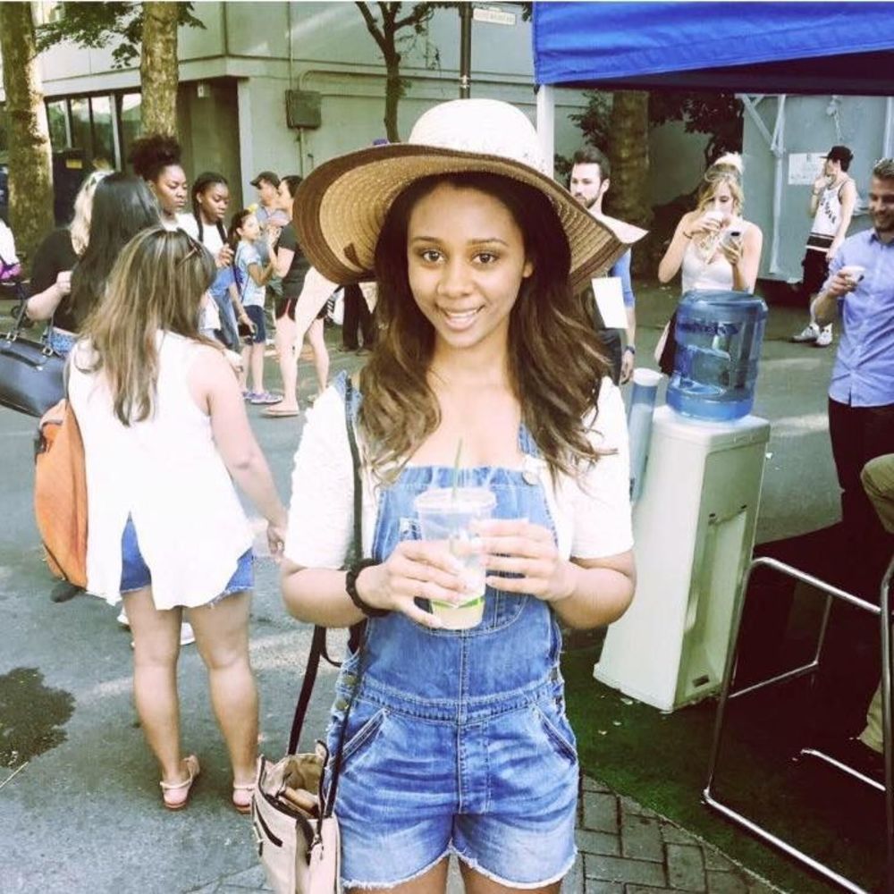 Meet your Posher, Aisha