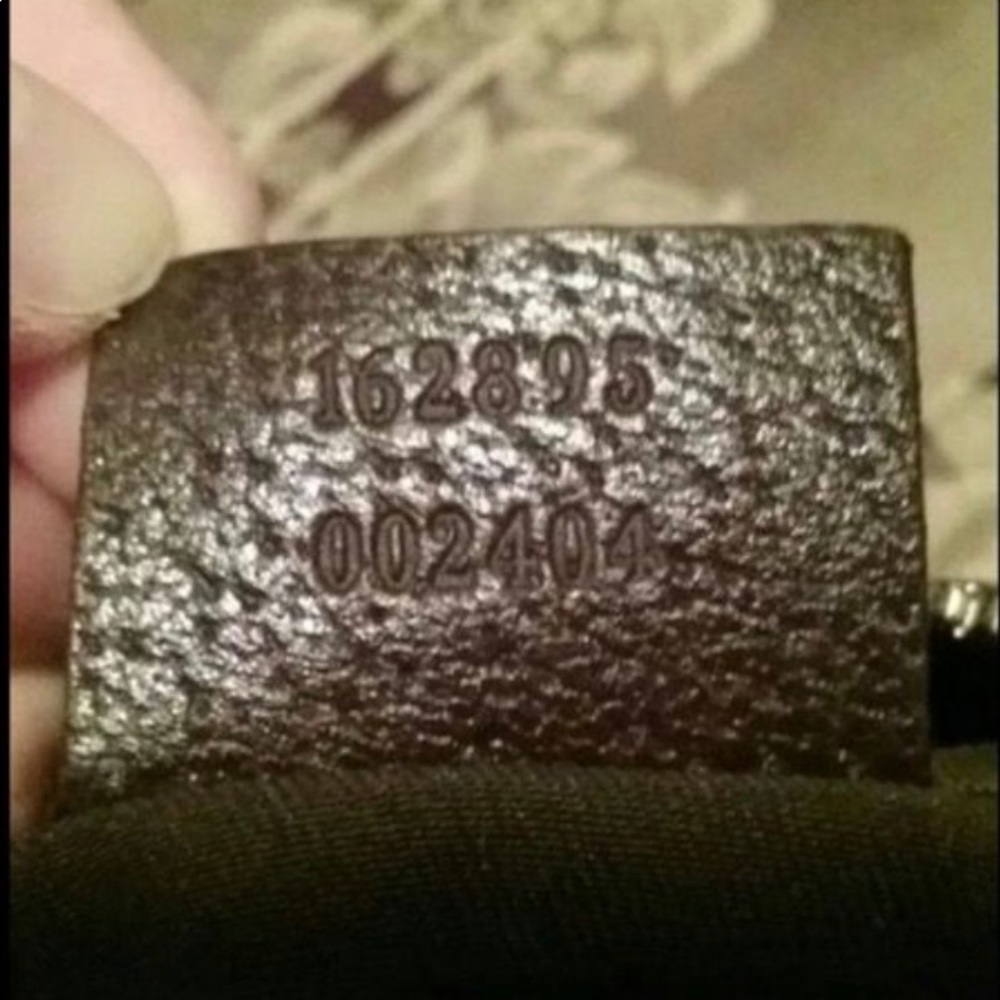 Authentic Gucci - Picture 2 of 5