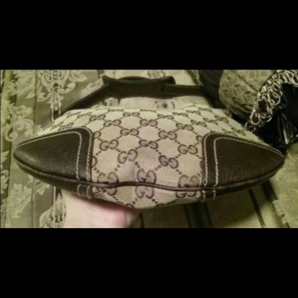 Authentic Gucci - Picture 5 of 5