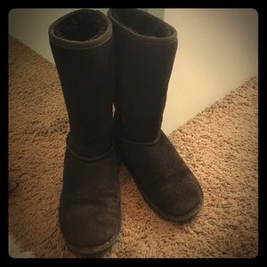 Bearpaw boots