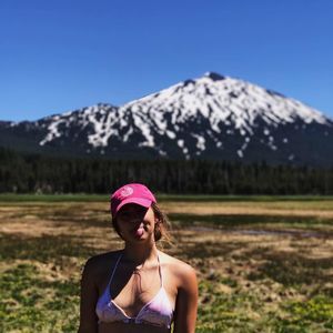 Meet your Posher, Stella