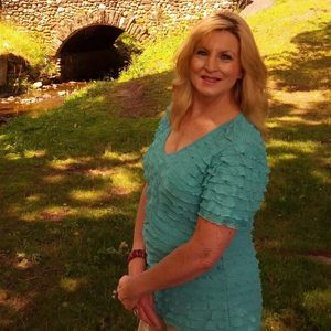 Meet your Posher, Diane
