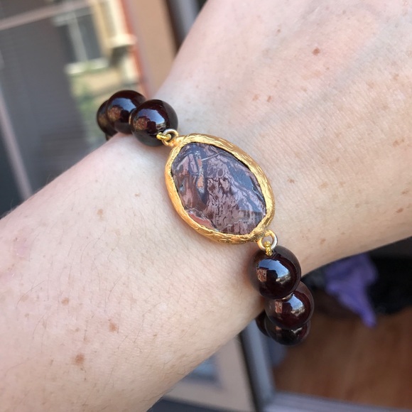 Garnet Beaded Bracelet - Picture 4 of 8