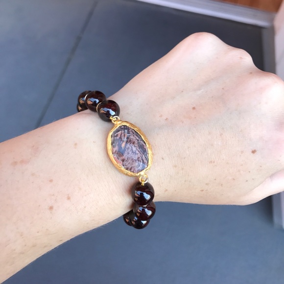 Garnet Beaded Bracelet - Picture 6 of 8