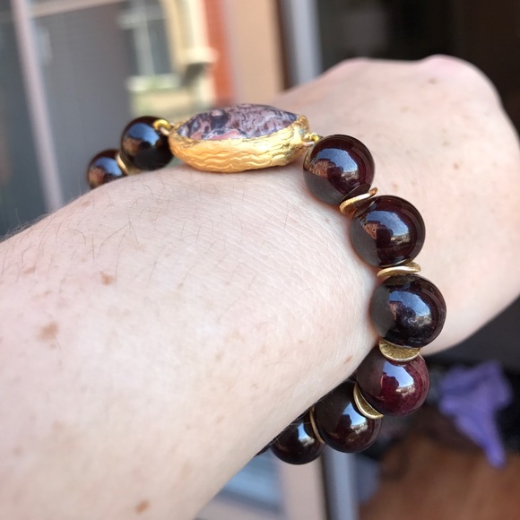 Garnet Beaded Bracelet - Picture 3 of 8