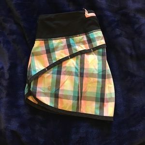 lululemon multicolored checkered shorts!! size 4!
