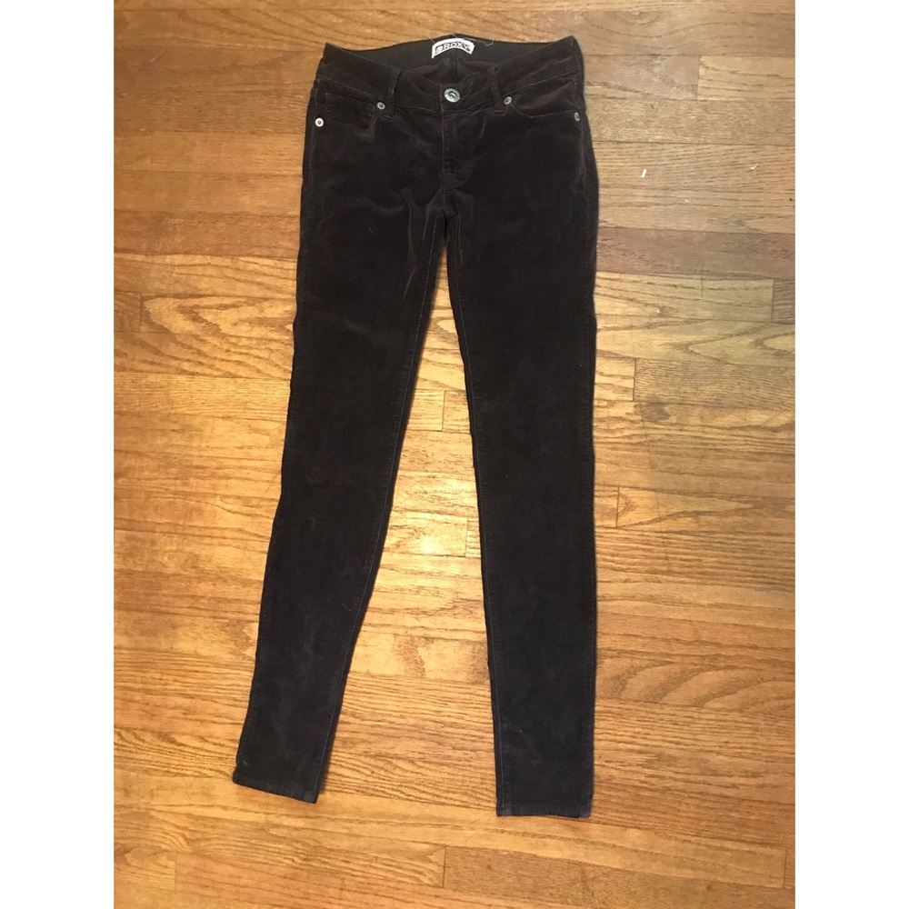 Corduroy Roxy pants 🍃