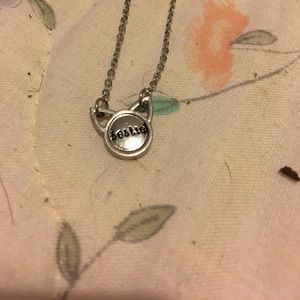 Bestie cat necklace