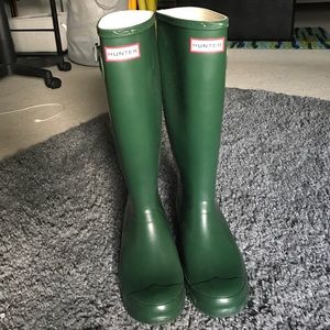 Hunter Green Hunter Boots!