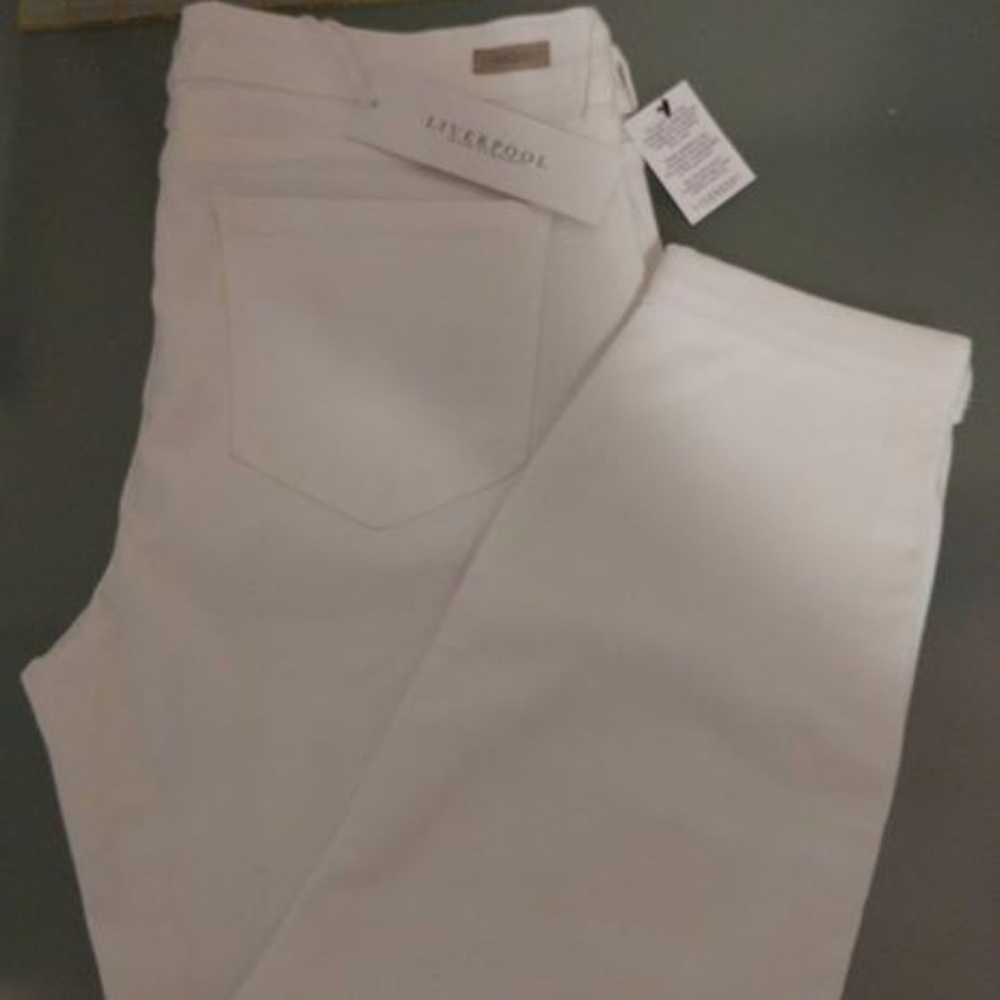 Liverpool Jeans Company - The Crop