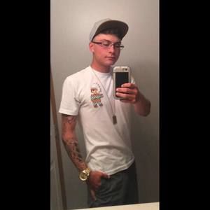 Meet your Posher, André