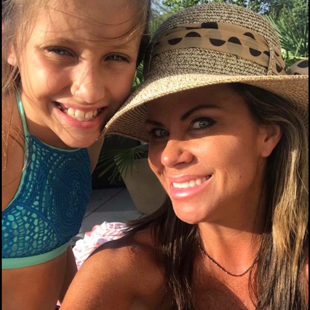 Meet your Posher, Cristal