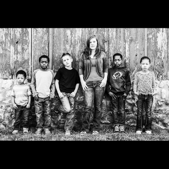 Meet your Posher, Betsy - Picture 2 of 6