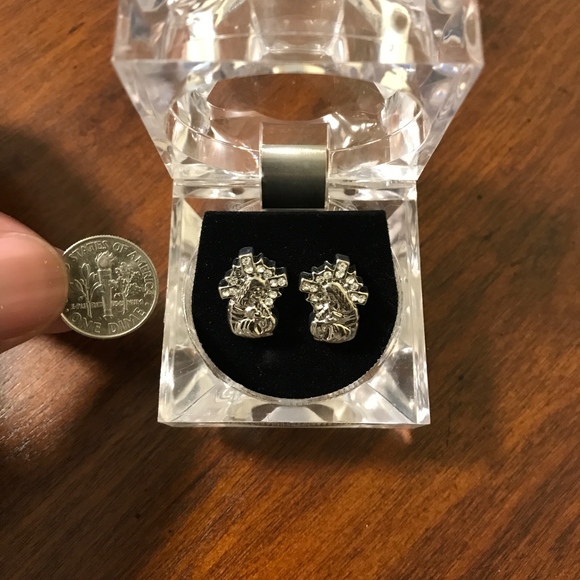 Hip Hop Iced Out Bling Jesus Cross Stud Earring - Picture 3 of 3