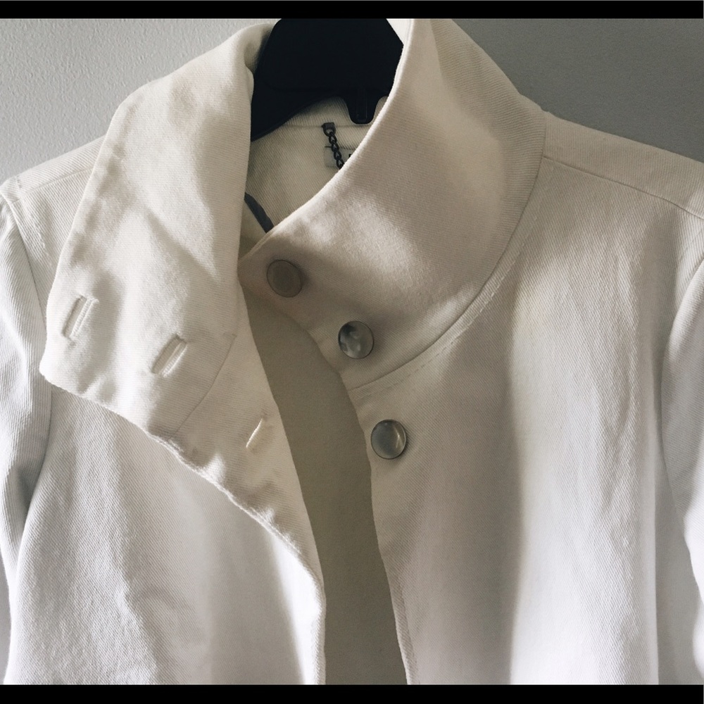 DKNY White Overcoat - Picture 3 of 6
