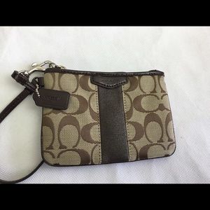 Coach Wristlet Wallet Signature Clutch Brown Small