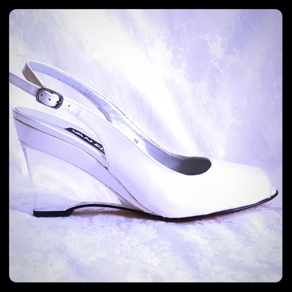 Vaneli Shoes - 🔴DISC SHIP🔴VANELi White Patent Wedge Acrylic