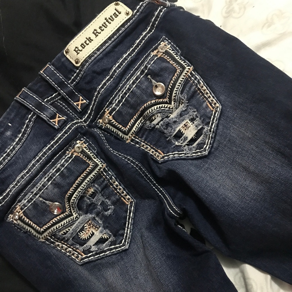 BRAND NEW ROCK REVIVALS SIZE 27
