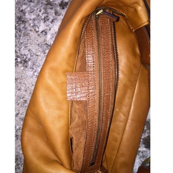 Gucci Handbag - Picture 7 of 8