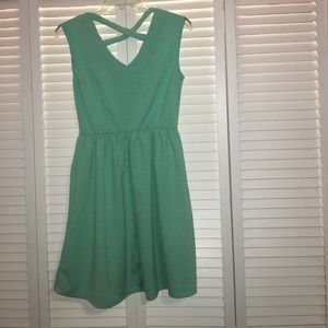 Front crisscross dress