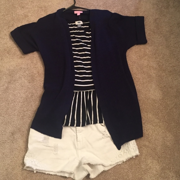 Lilly Pulitzer Tops - Lily Pulitzer Navy Blue Sweater