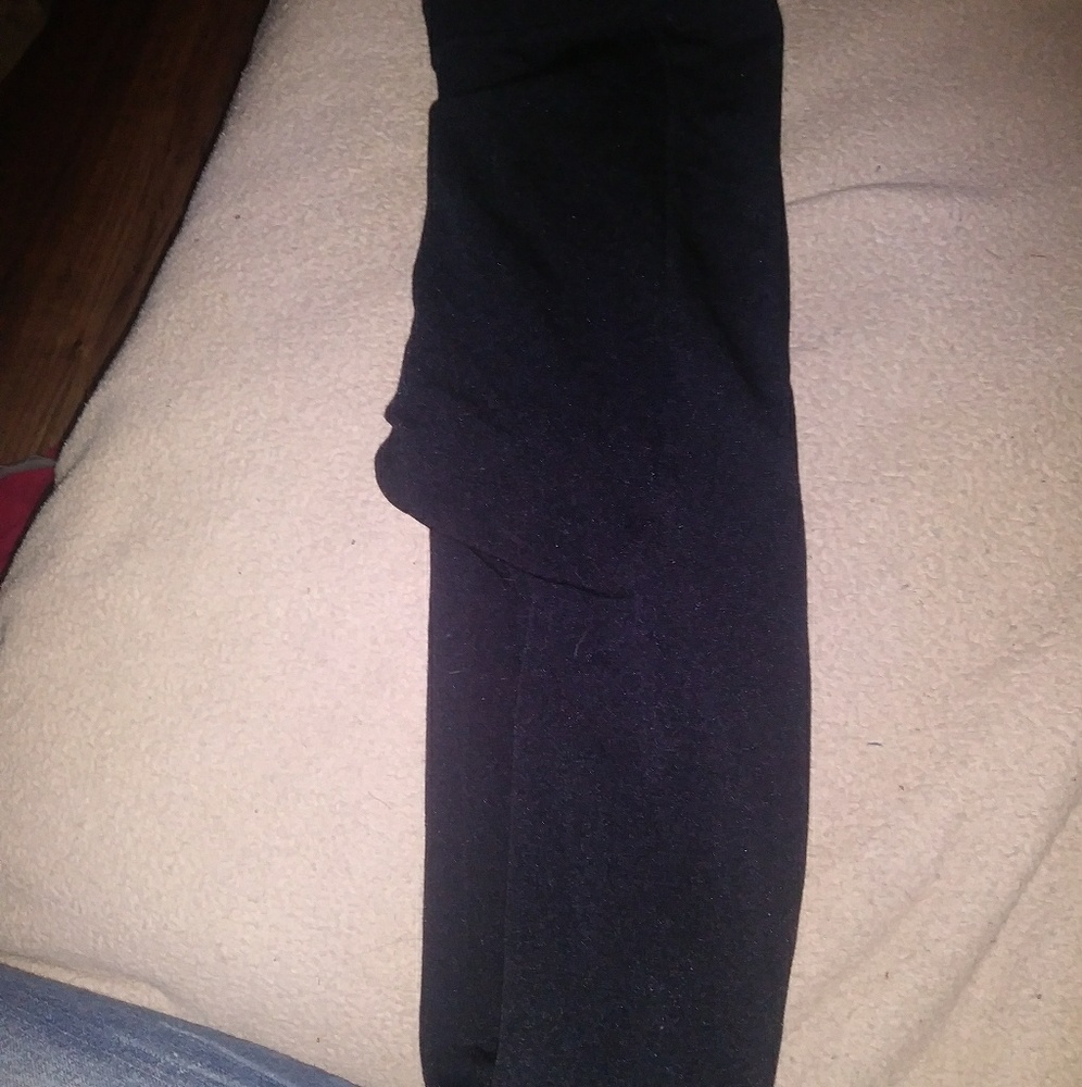 Black leggings