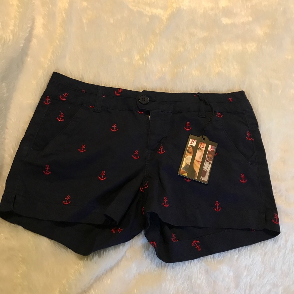 NWT anchor shorts