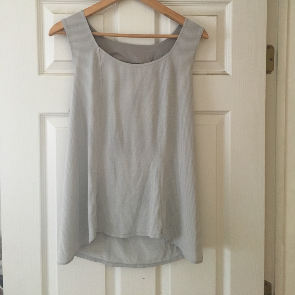 Lululemon Run righteous tank.