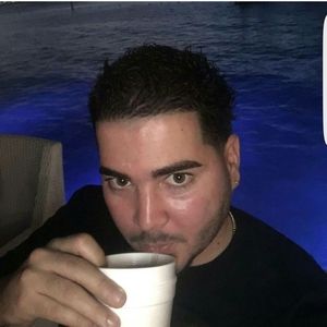 Meet your Posher, Ricardo alejandro