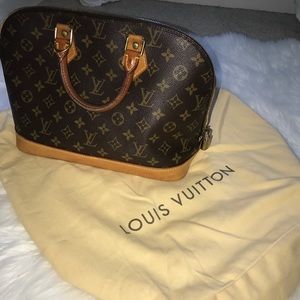 Authentic Louis Vuitton Alma