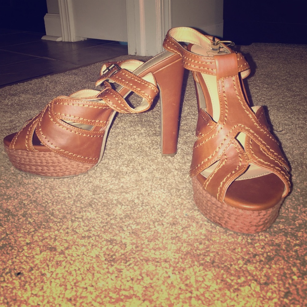 LC Lauren Conrad High Heel Sandals