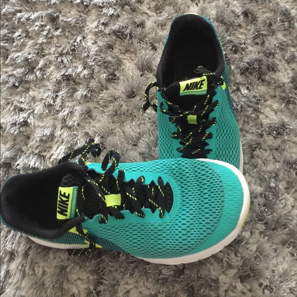 Nike Shoes - Nike Running shoes size 7