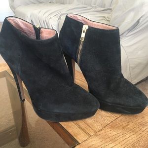 Aldo Alhurshah- Women Suede Ankle Boots (9)