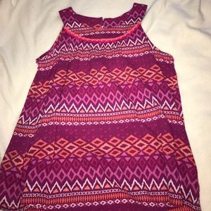 Patterned tank