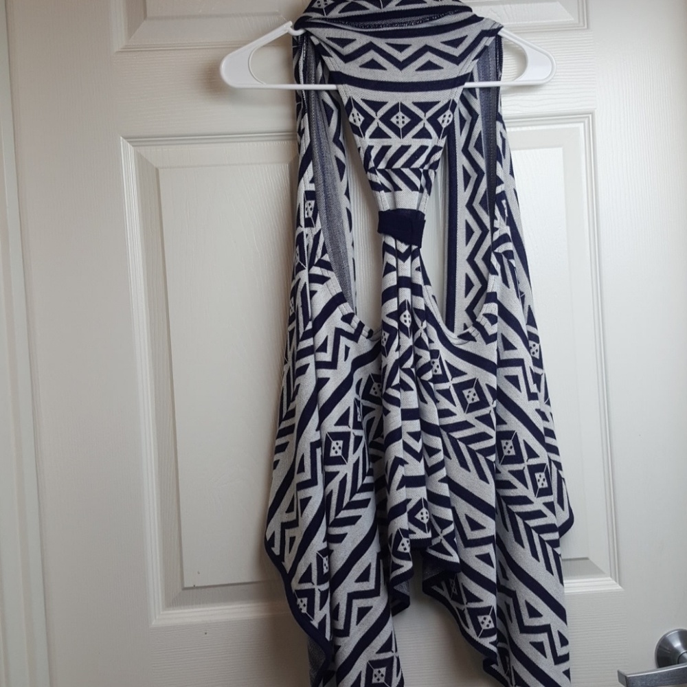 Cardigan - Picture 3 of 4
